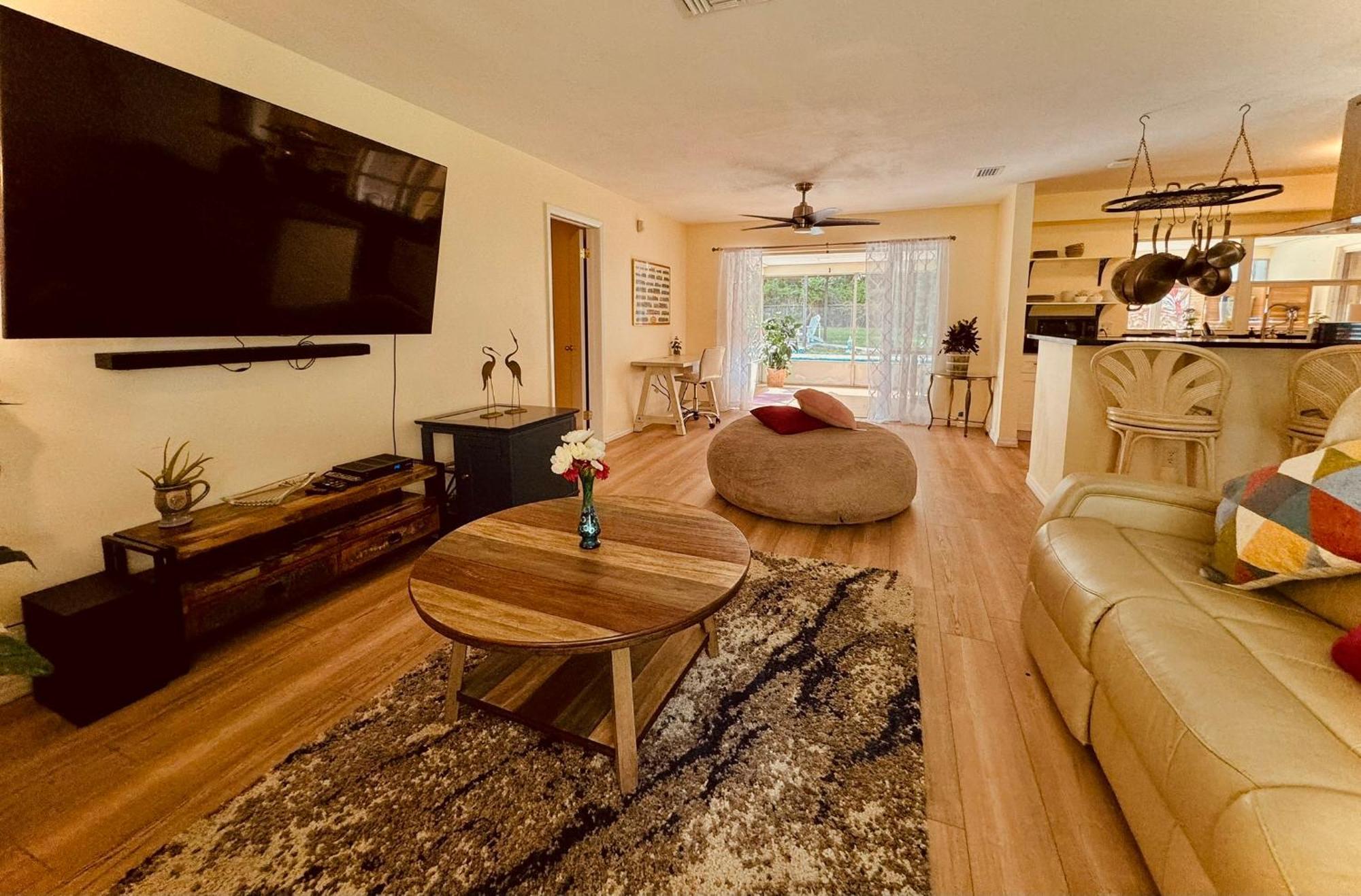 4 Bedroom Clearwater Vacation Home With Amazing Backyard Екстер'єр фото