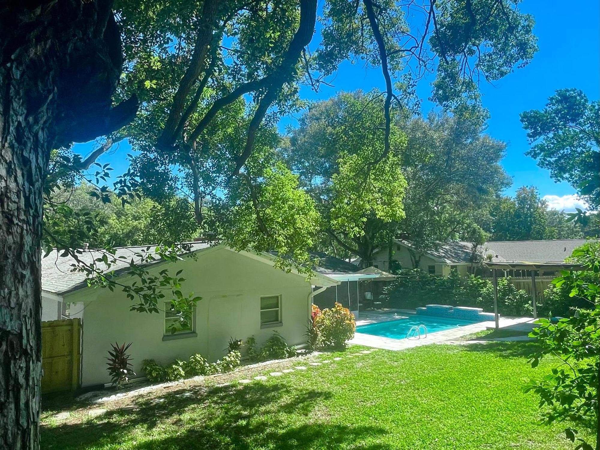 4 Bedroom Clearwater Vacation Home With Amazing Backyard Екстер'єр фото